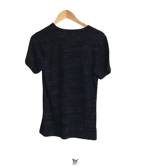 Small graphic tee shirt in good condition pre worn - Picture 5 of 13